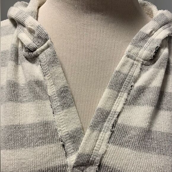 Billabong Gray and White Striped Hoodie Sz M - Picture 3 of 6